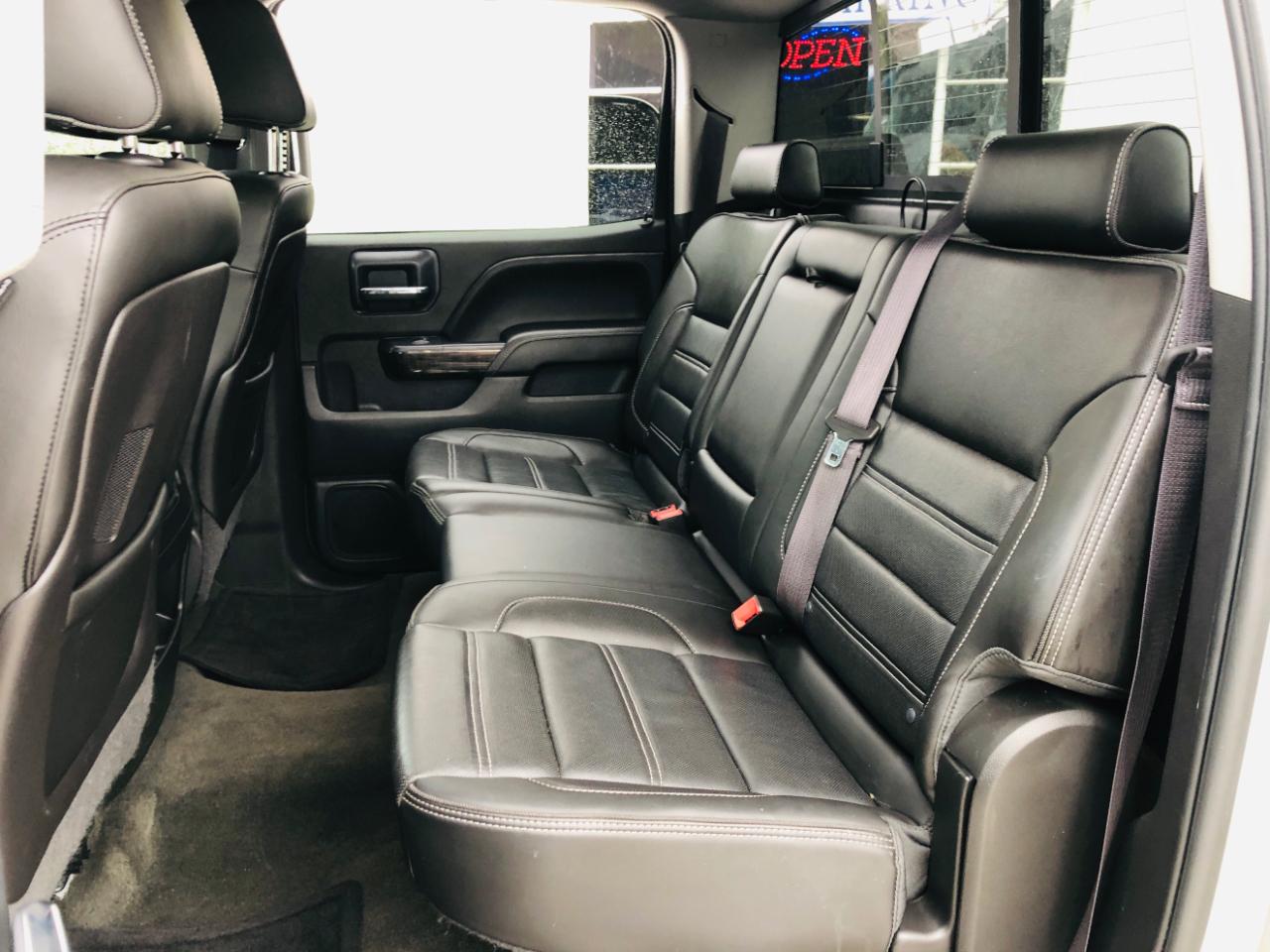 GMC Sierra 1500 4WD Crew Cab 143.5" Denali 2014