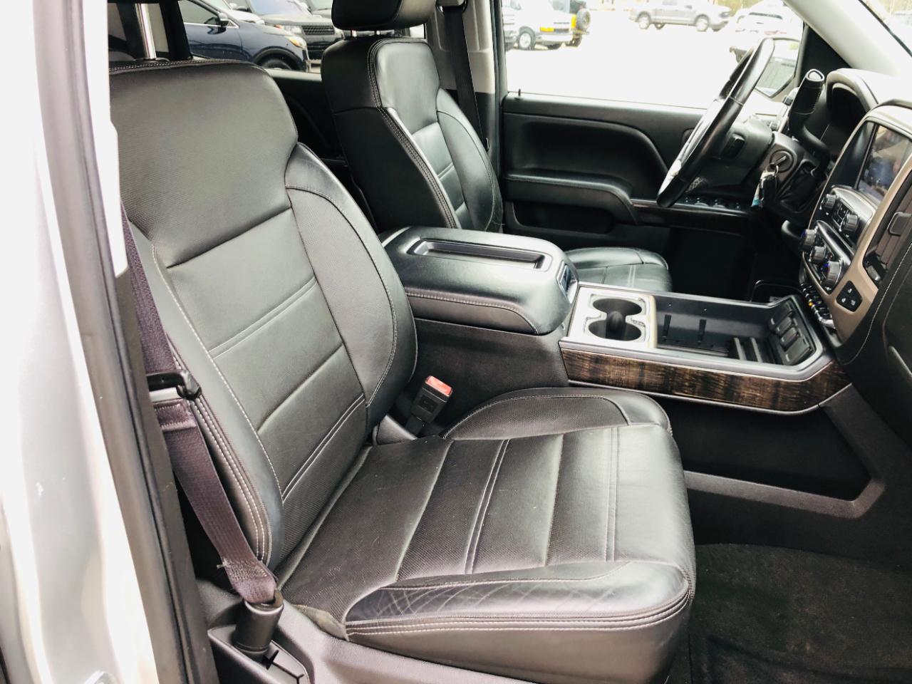 GMC Sierra 1500 4WD Crew Cab 143.5" Denali 2014