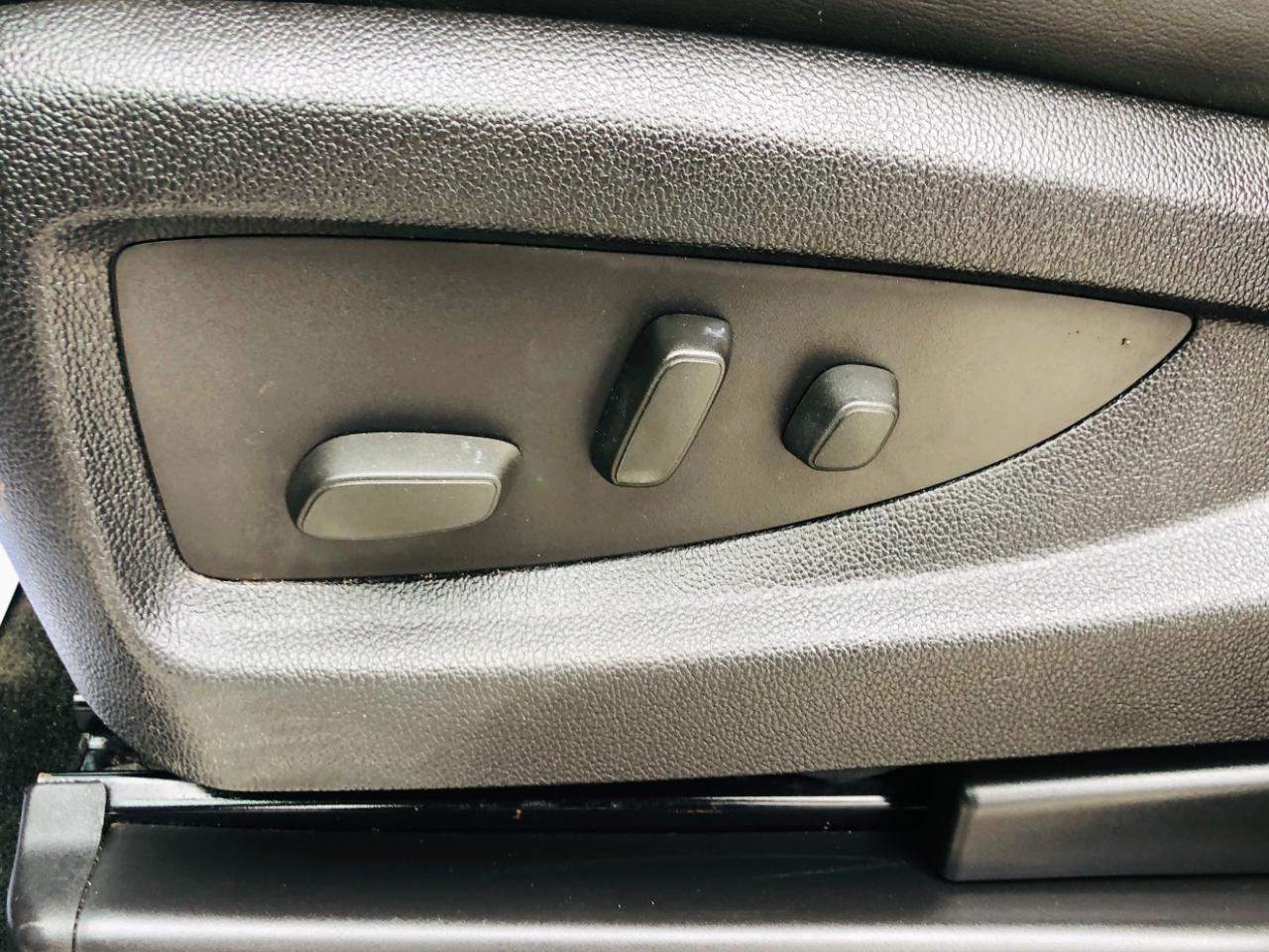 GMC Sierra 1500 4WD Crew Cab 143.5" Denali 2014