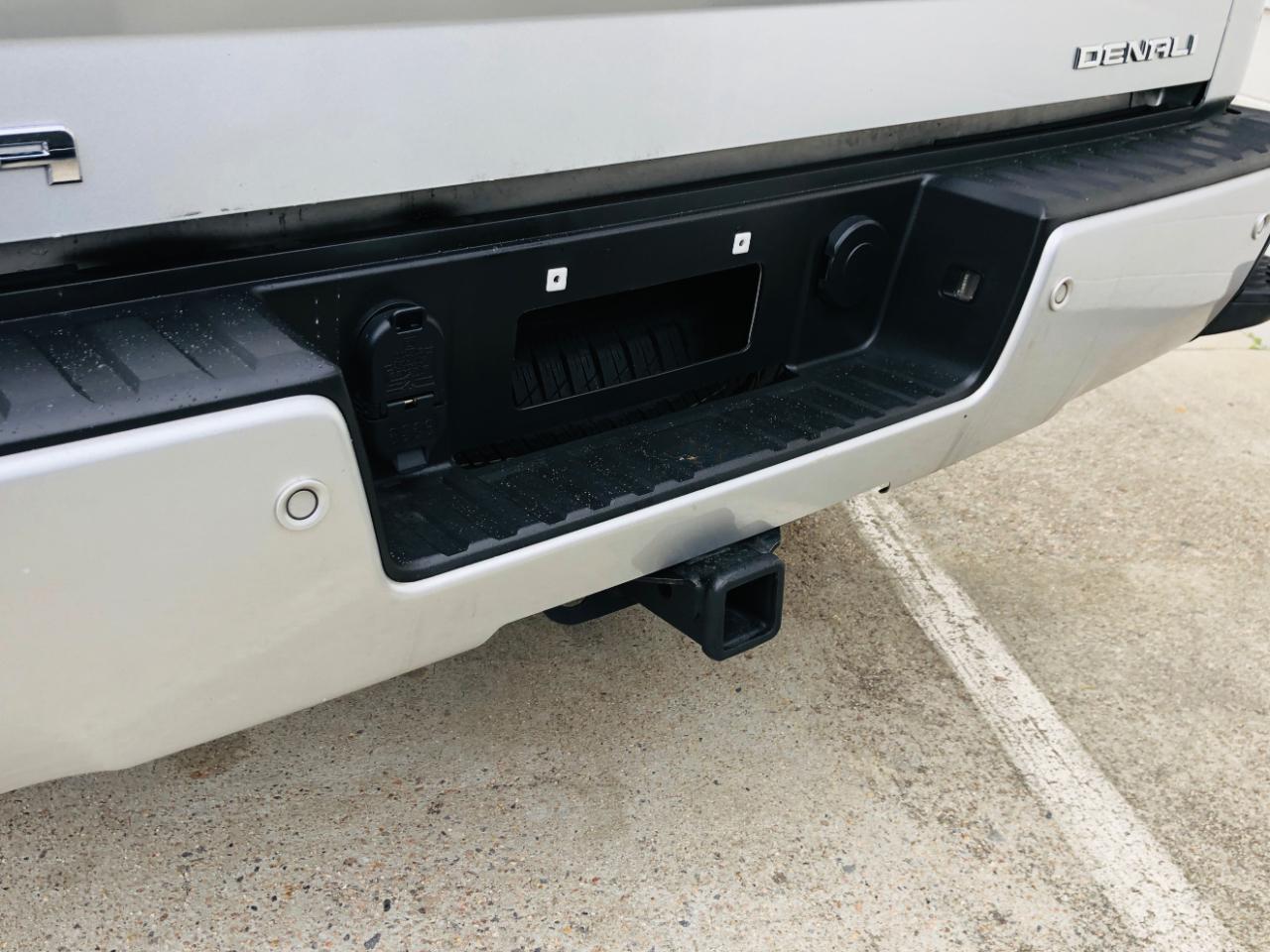 GMC Sierra 1500 4WD Crew Cab 143.5" Denali 2014