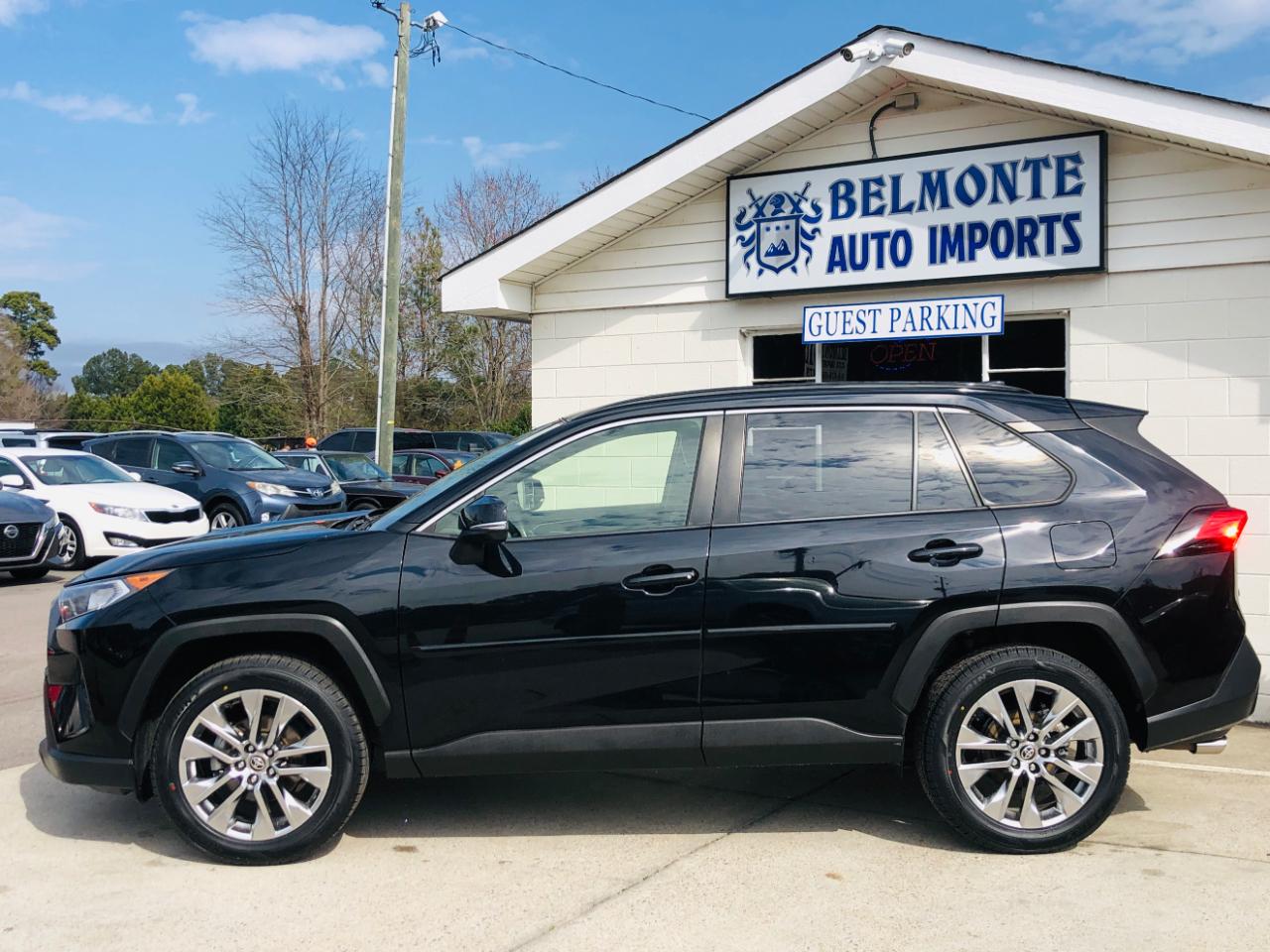 Toyota RAV4 XLE Premium AWD (Natl) 2020