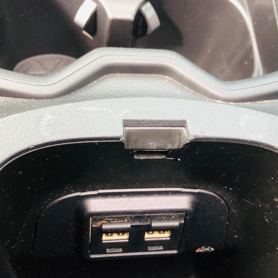 Toyota RAV4 XLE Premium AWD (Natl) 2020