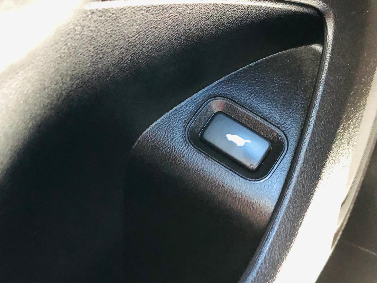 Acura TSX Sport Wagon 5dr Sport Wgn I4 Auto Tech Pkg 2012