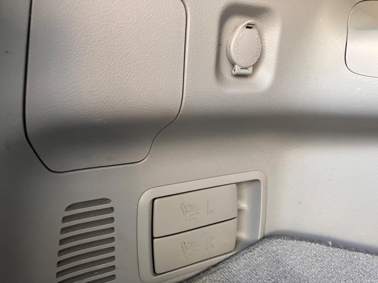 Toyota Highlander FWD 4dr Limited (Natl) 2008