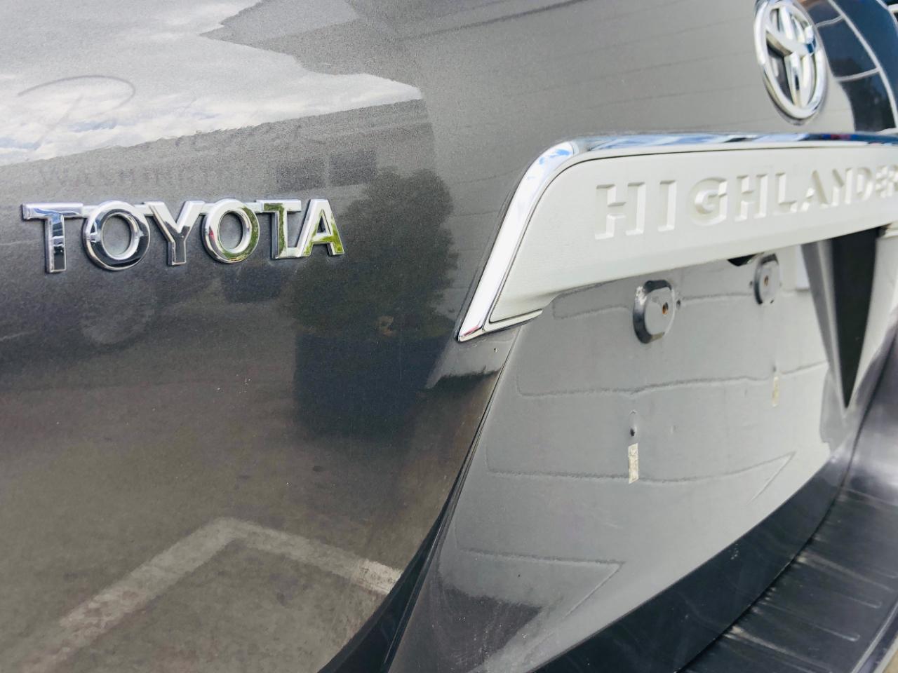 Toyota Highlander FWD 4dr Limited (Natl) 2008