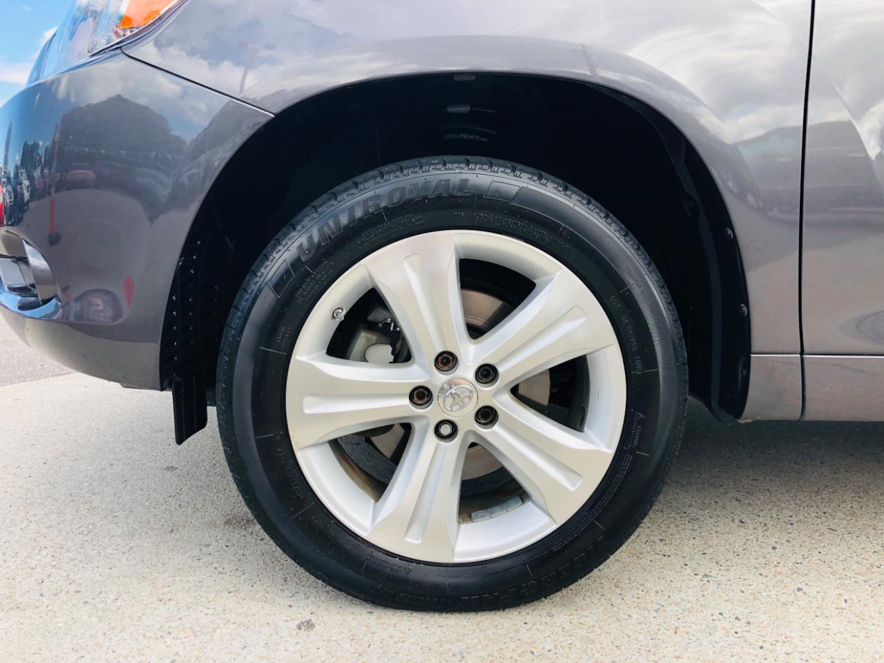 Toyota Highlander FWD 4dr Limited (Natl) 2008