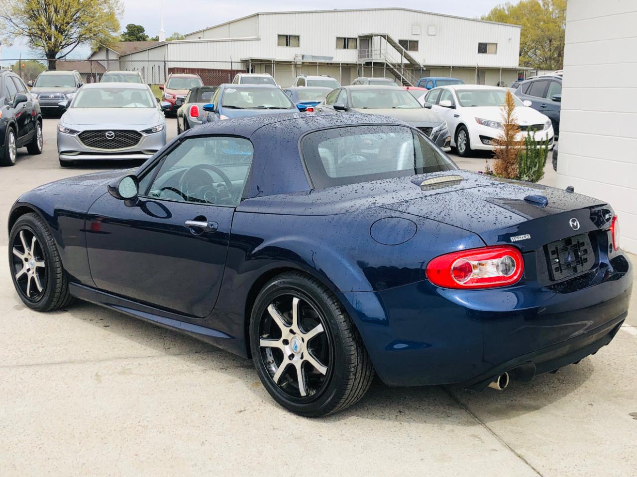 Mazda MX-5 Miata 2dr Conv PRHT Auto Grand Touring 2009