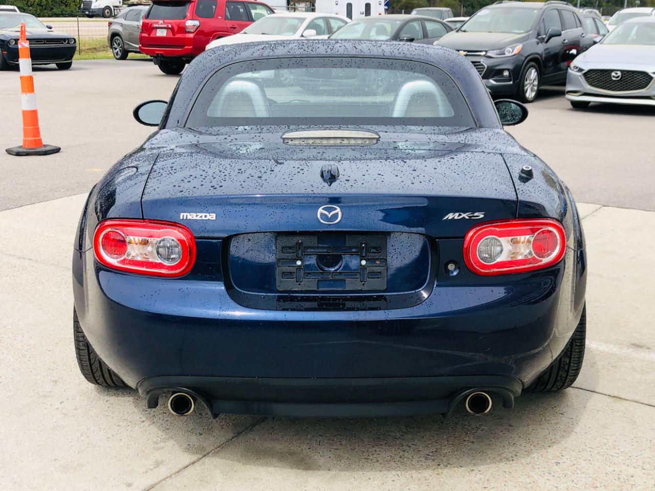 Mazda MX-5 Miata 2dr Conv PRHT Auto Grand Touring 2009
