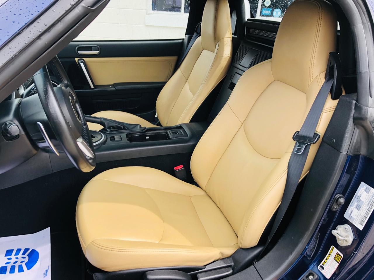 Mazda MX-5 Miata 2dr Conv PRHT Auto Grand Touring 2009