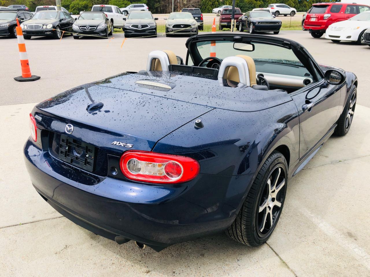 Mazda MX-5 Miata 2dr Conv PRHT Auto Grand Touring 2009