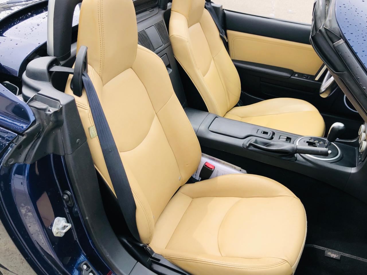 Mazda MX-5 Miata 2dr Conv PRHT Auto Grand Touring 2009