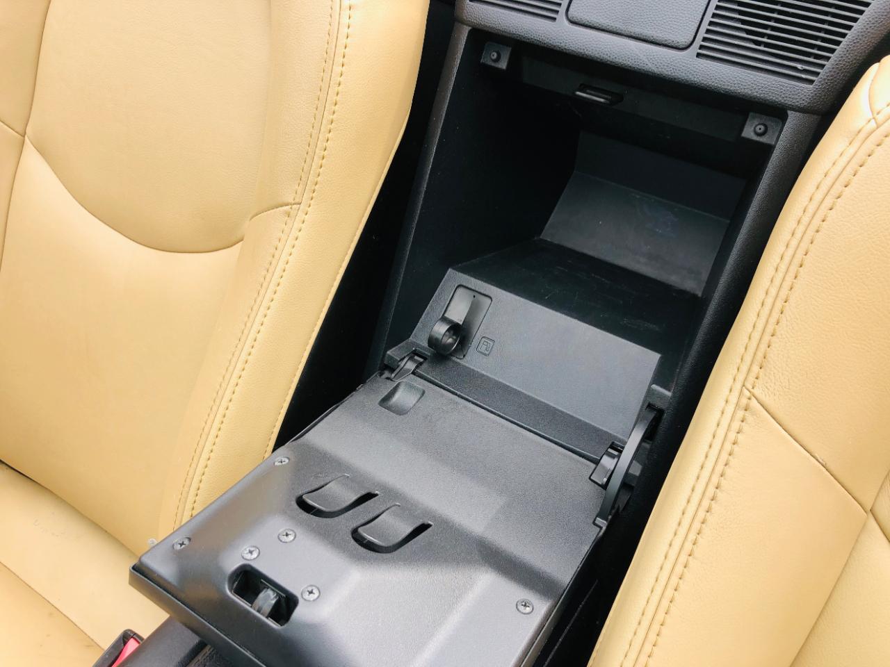 Mazda MX-5 Miata 2dr Conv PRHT Auto Grand Touring 2009