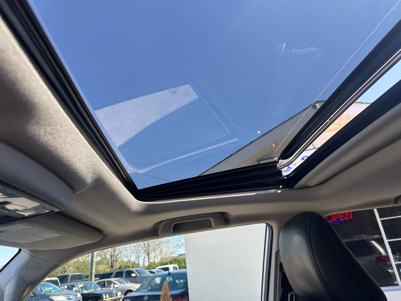 Toyota 4Runner 4WD 4dr V6 Limited (Natl) 2011