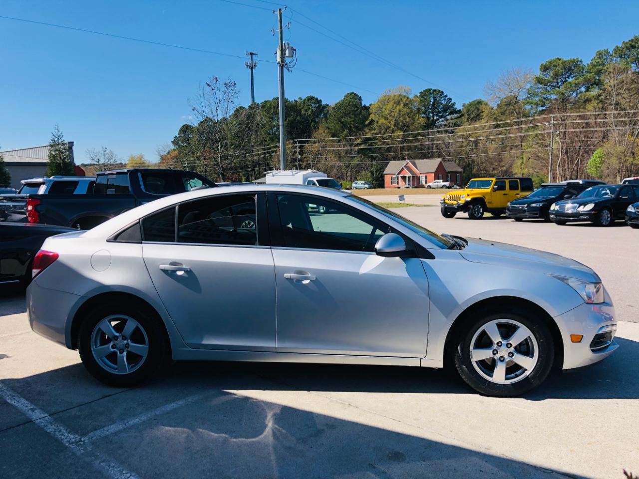 Chevrolet Cruze Limited 4dr Sdn Auto LT w/1LT 2016