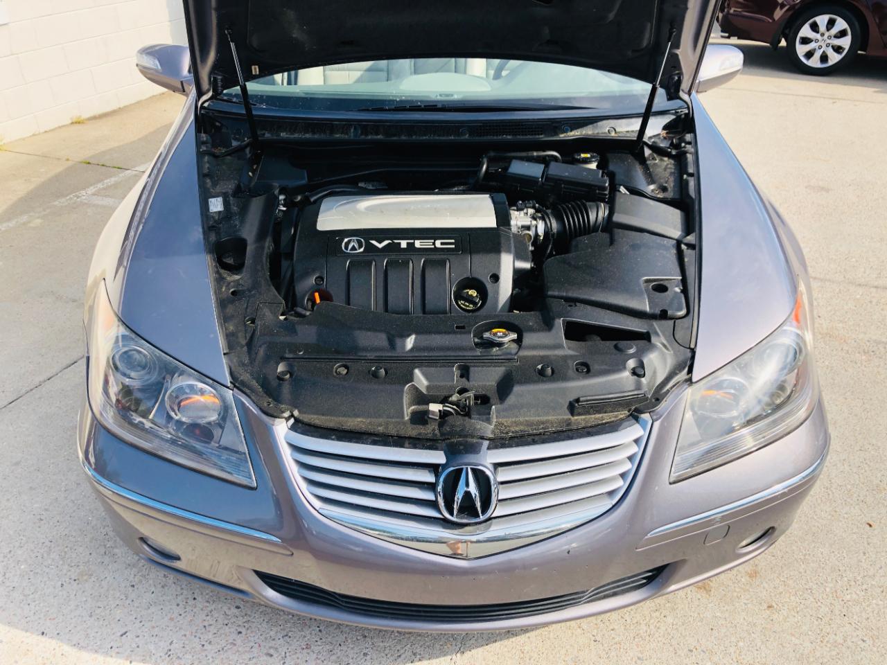 Acura RL 4dr Sdn AT (Natl) 2005
