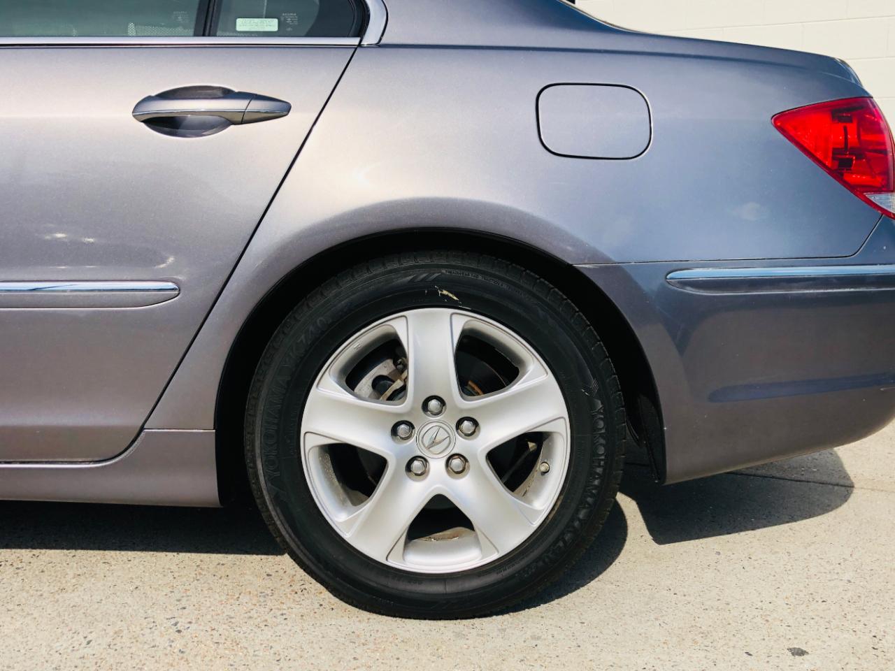 Acura RL 4dr Sdn AT (Natl) 2005