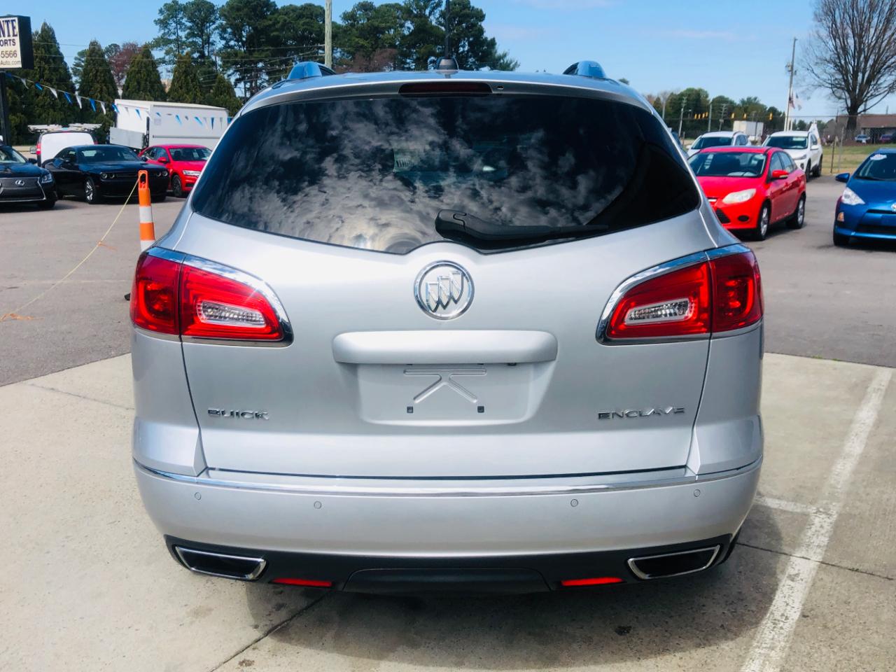 Buick Enclave FWD 4dr Convenience 2017