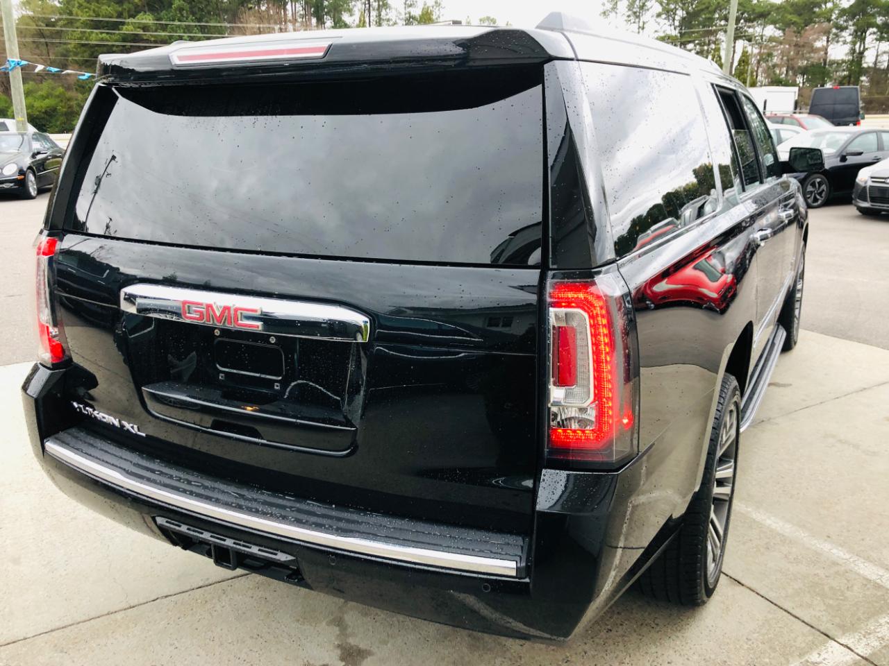 GMC Yukon XL 4WD 4dr Denali 2019