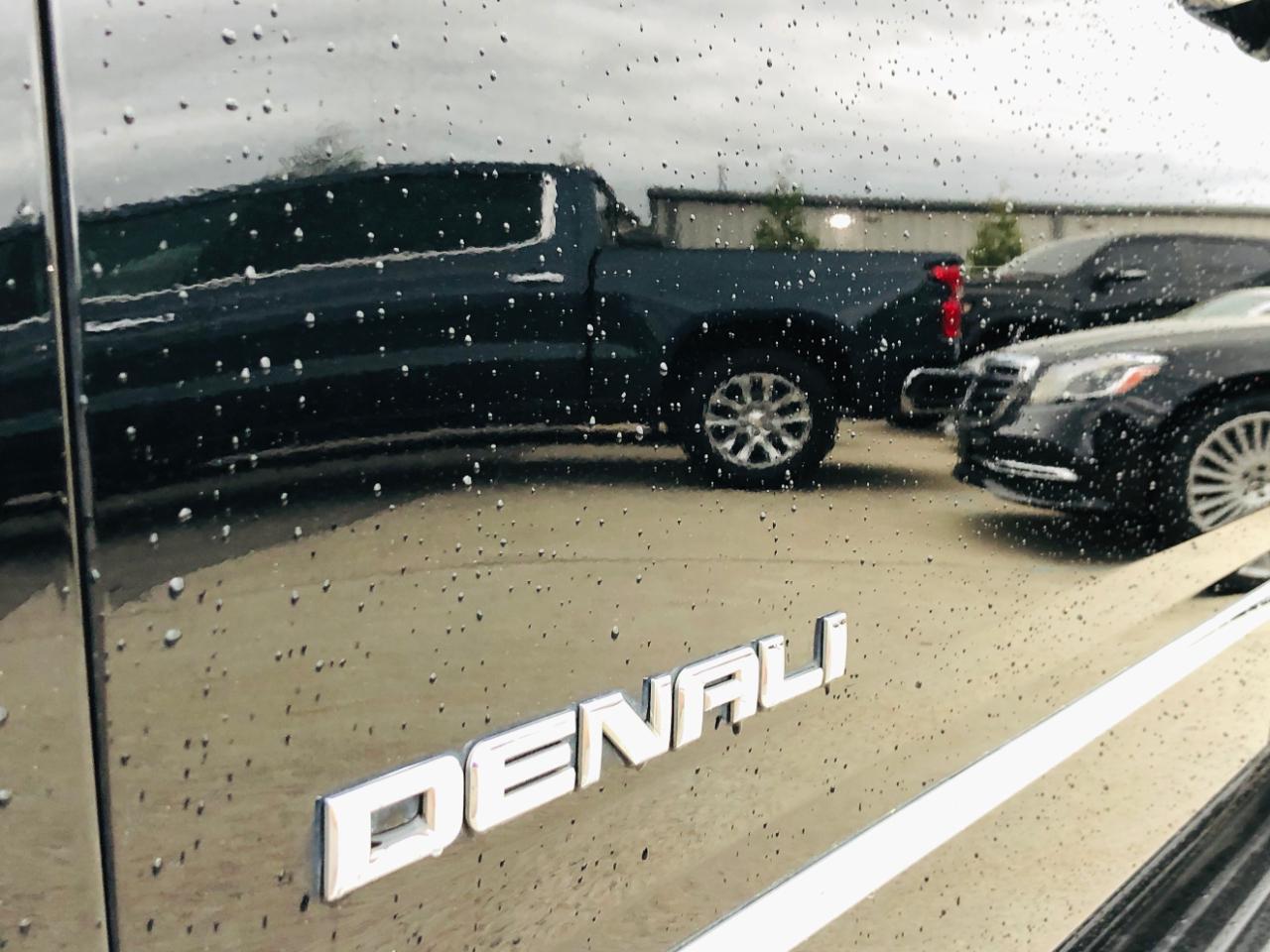 GMC Yukon XL 4WD 4dr Denali 2019