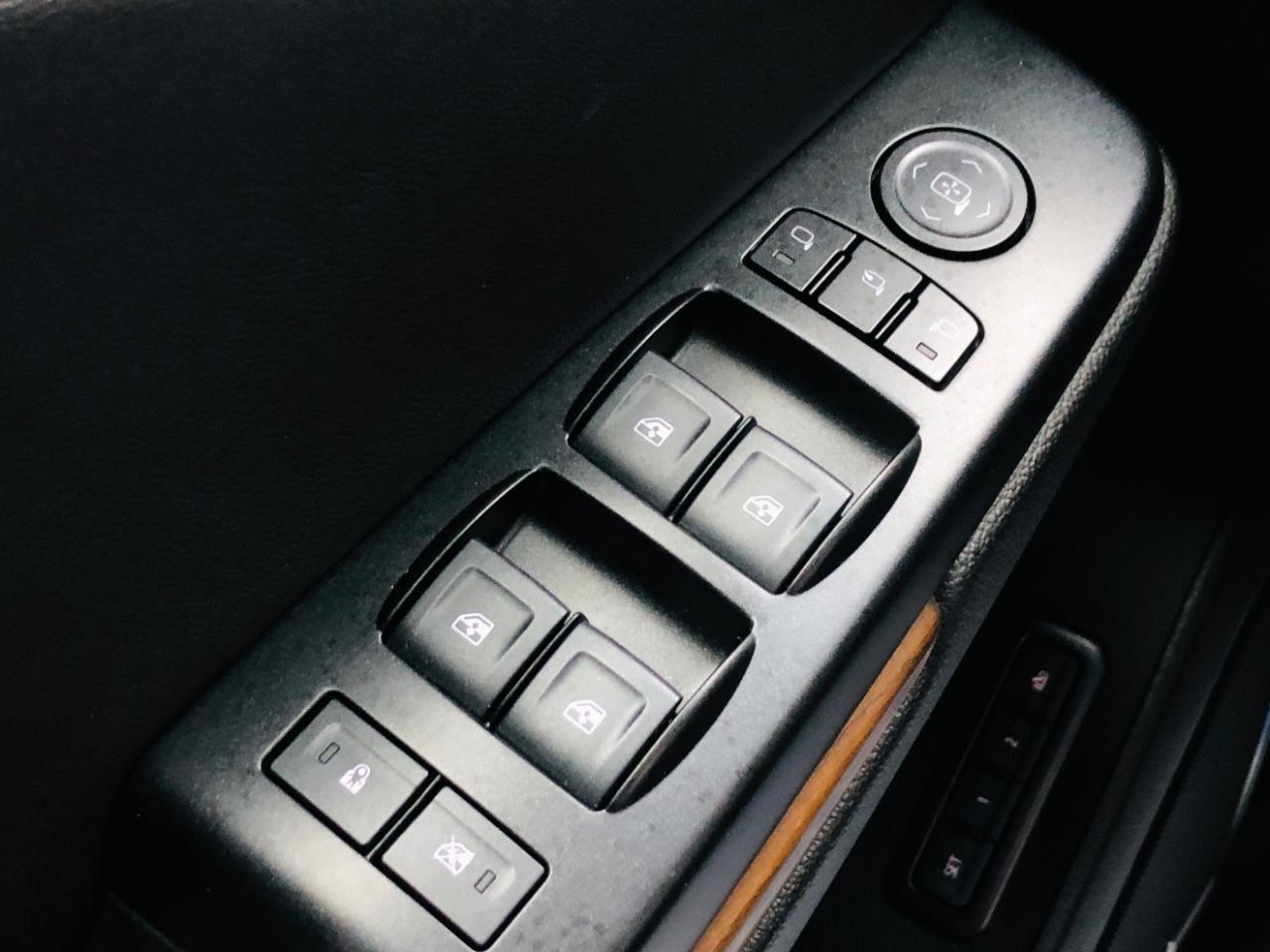 GMC Yukon XL 4WD 4dr Denali 2019