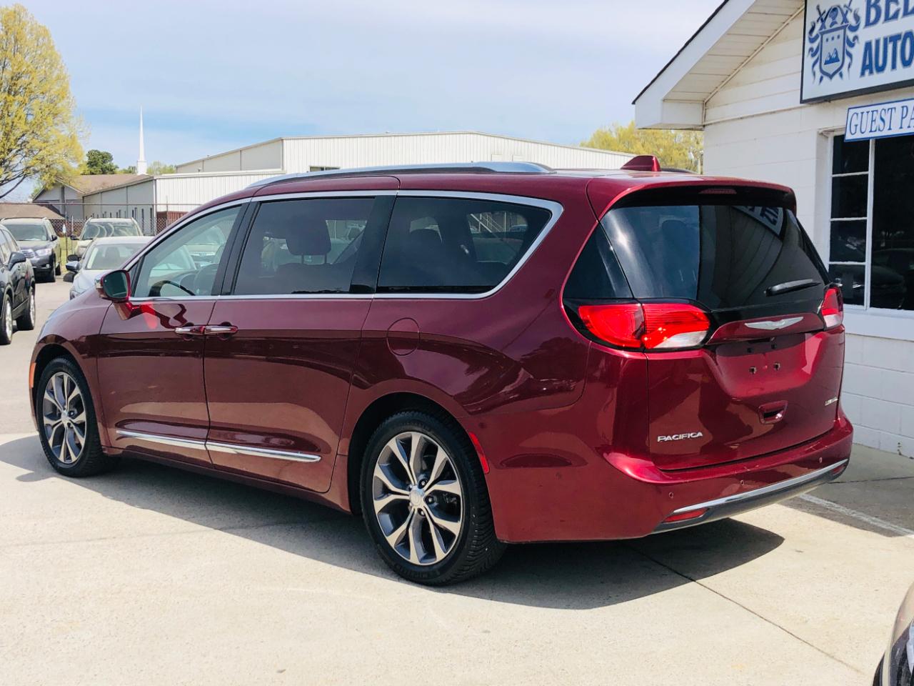 Chrysler Pacifica Limited FWD 2017