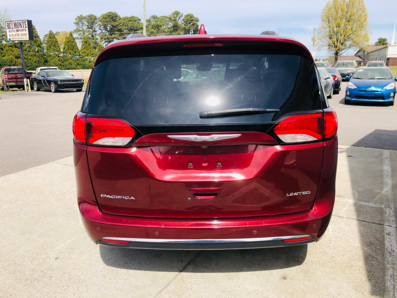 Chrysler Pacifica Limited FWD 2017