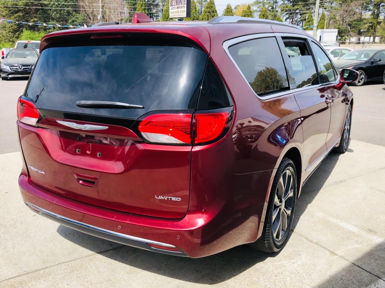 Chrysler Pacifica Limited FWD 2017