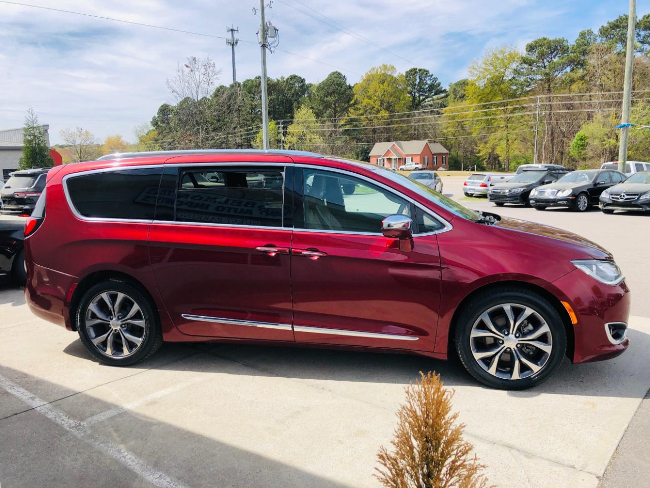 Chrysler Pacifica Limited FWD 2017