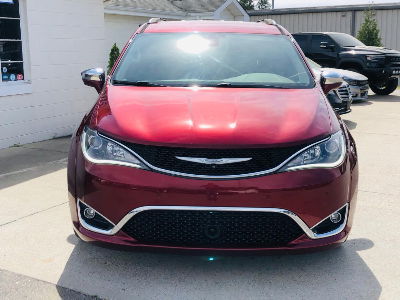 Chrysler Pacifica Limited FWD 2017