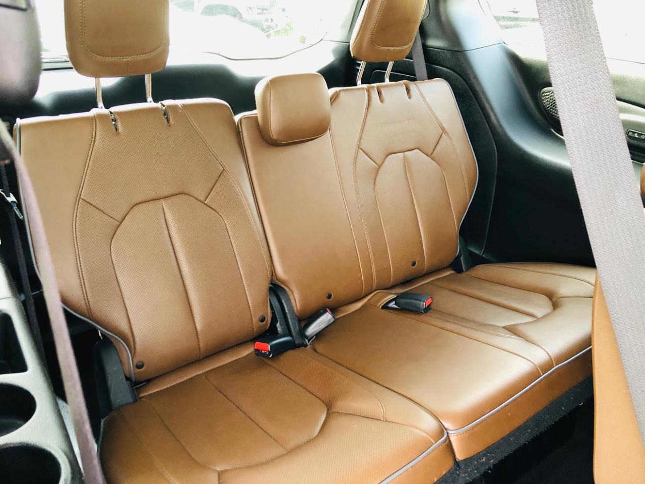 Chrysler Pacifica Limited FWD 2017