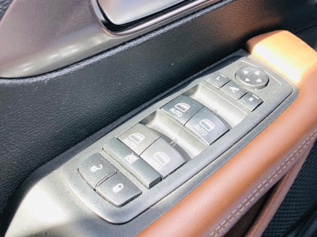 Chrysler Pacifica Limited FWD 2017