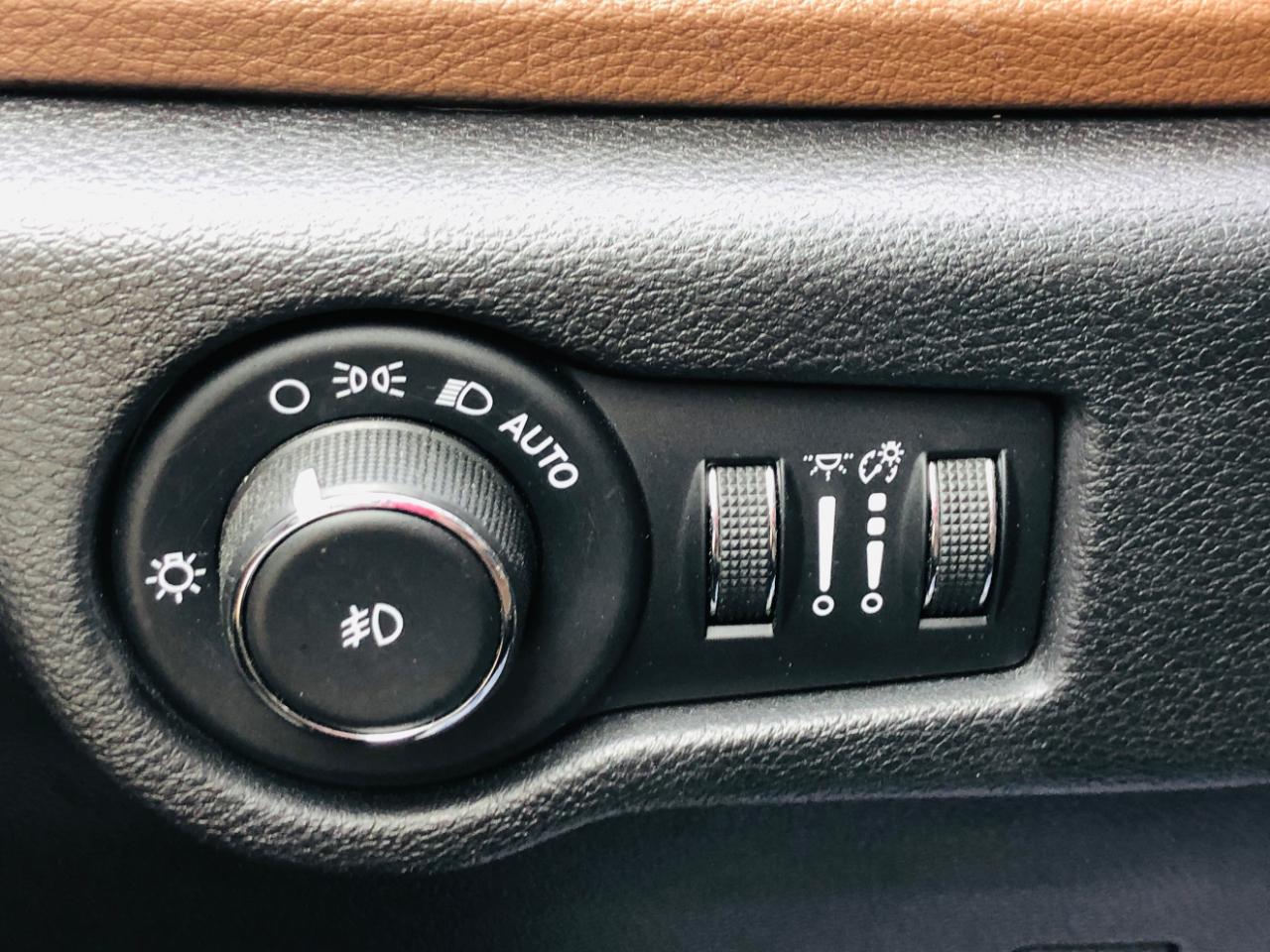 Chrysler Pacifica Limited FWD 2017