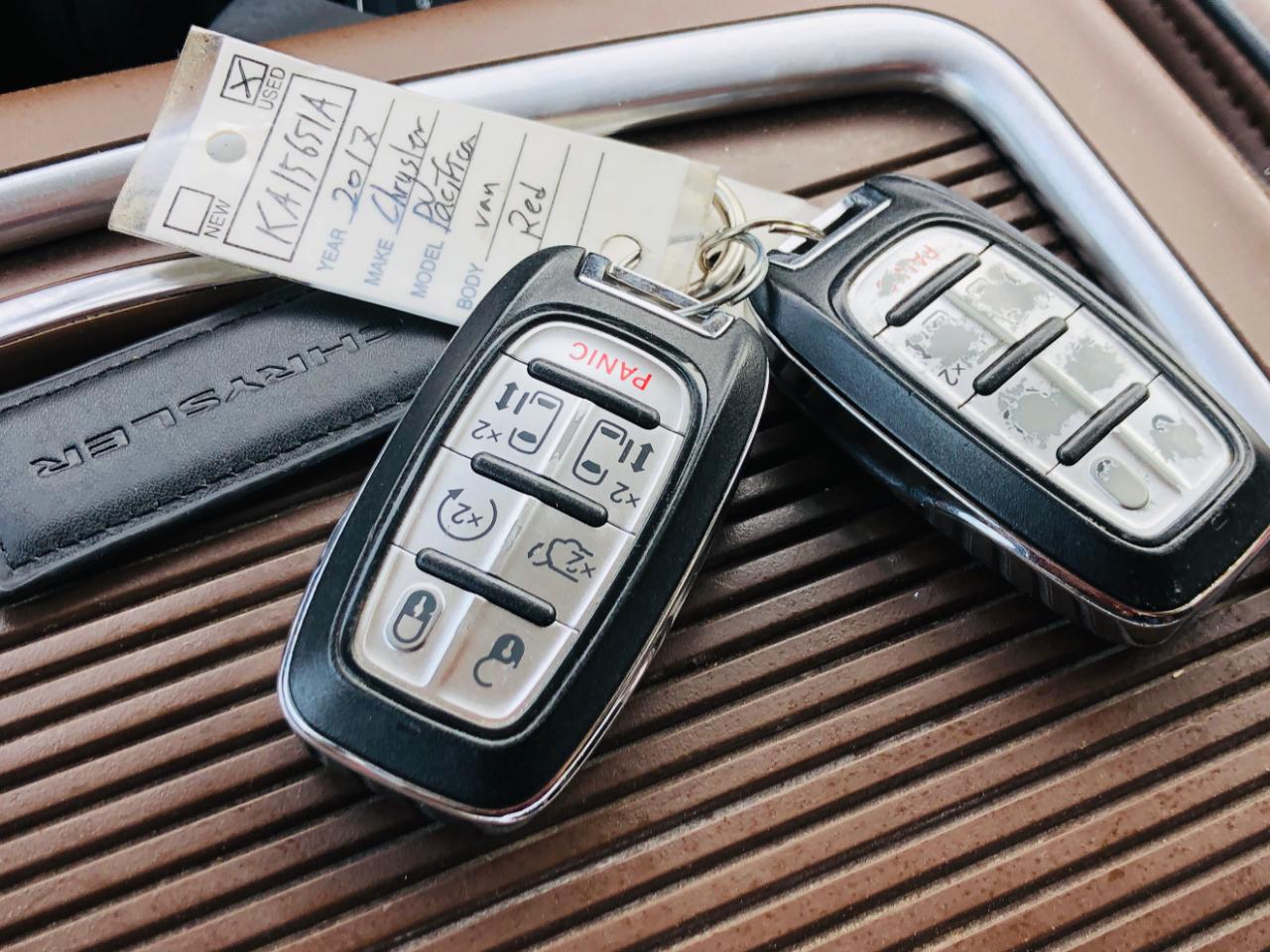 Chrysler Pacifica Limited FWD 2017