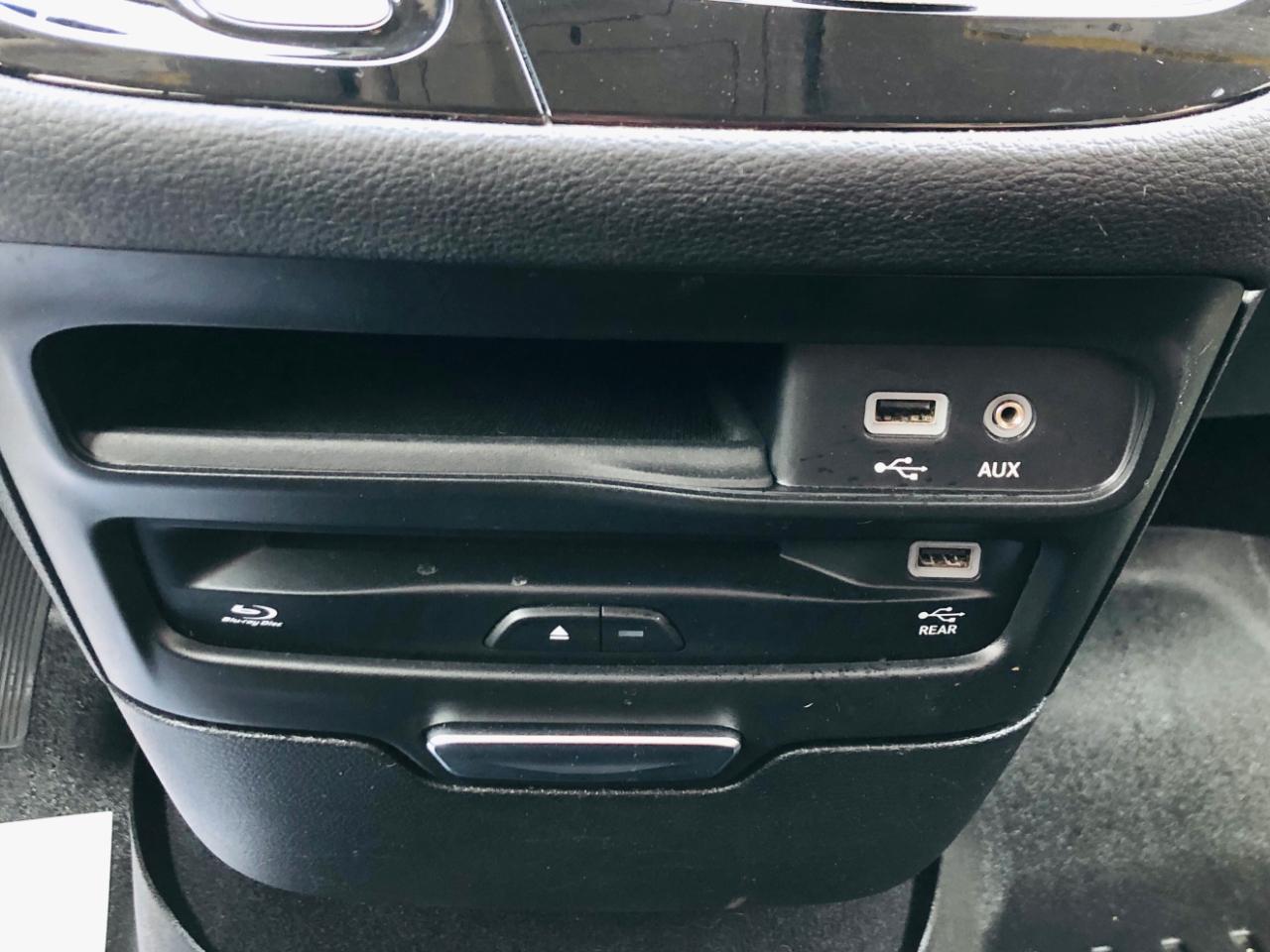 Chrysler Pacifica Limited FWD 2017