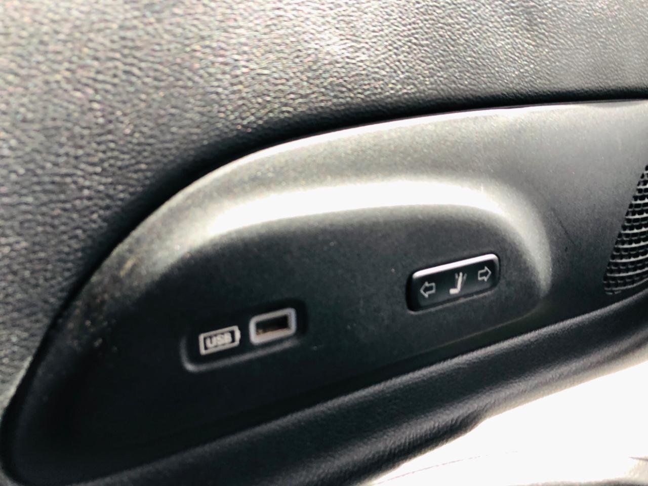 Chrysler Pacifica Limited FWD 2017