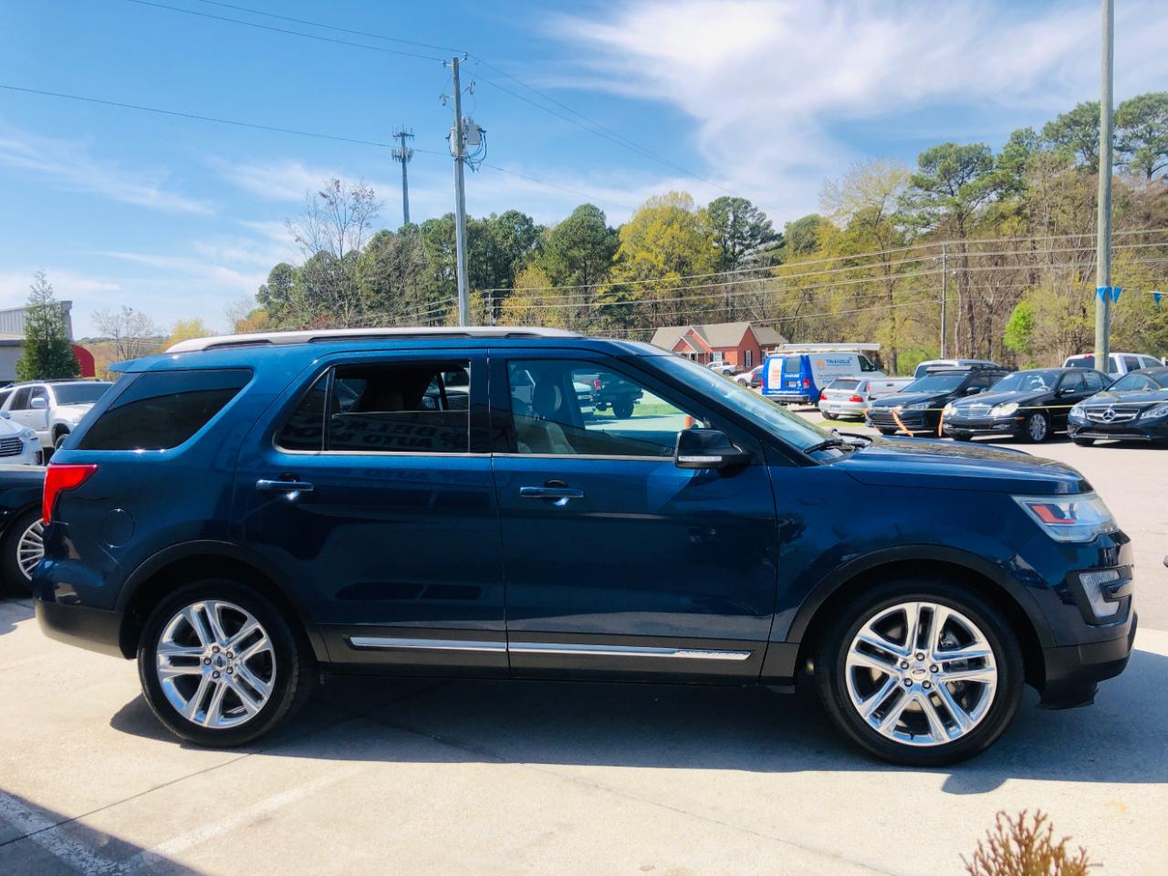 Ford Explorer XLT FWD 2017