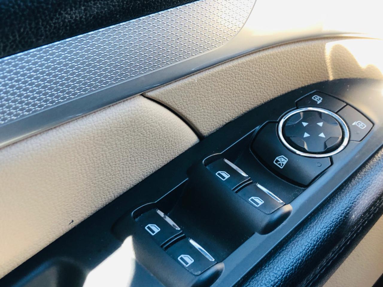 Ford Explorer XLT FWD 2017