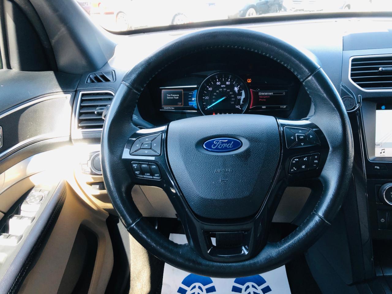 Ford Explorer XLT FWD 2017