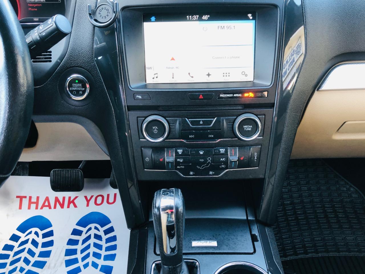 Ford Explorer XLT FWD 2017