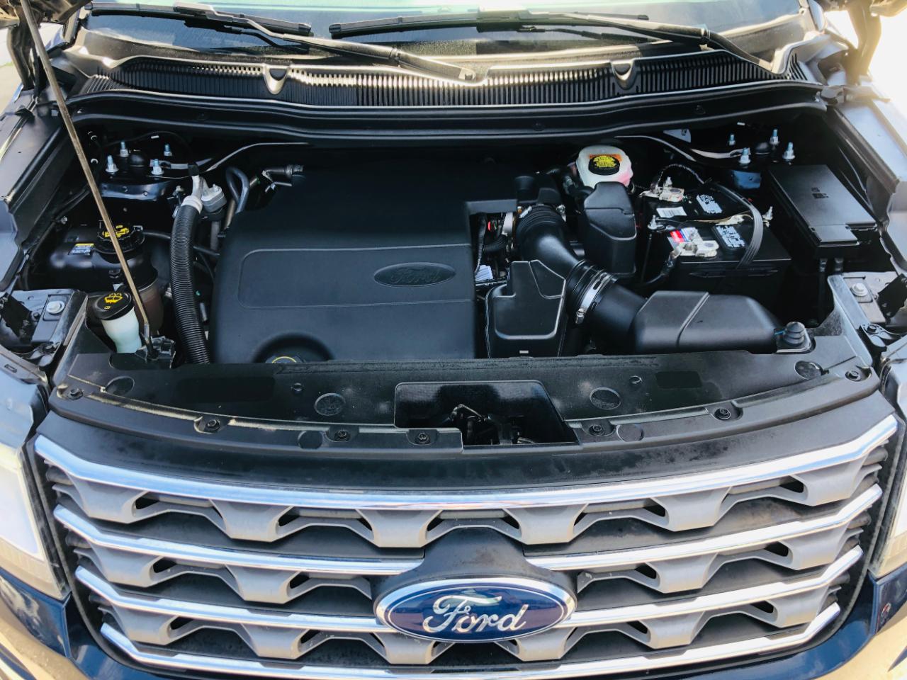 Ford Explorer XLT FWD 2017