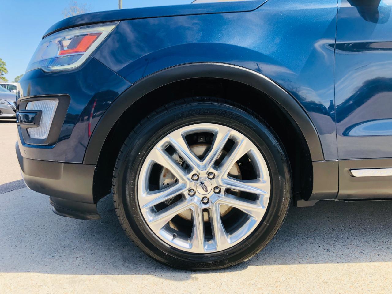 Ford Explorer XLT FWD 2017