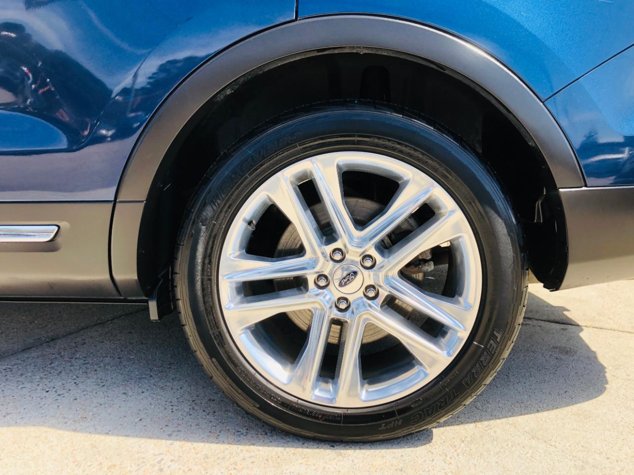 Ford Explorer XLT FWD 2017