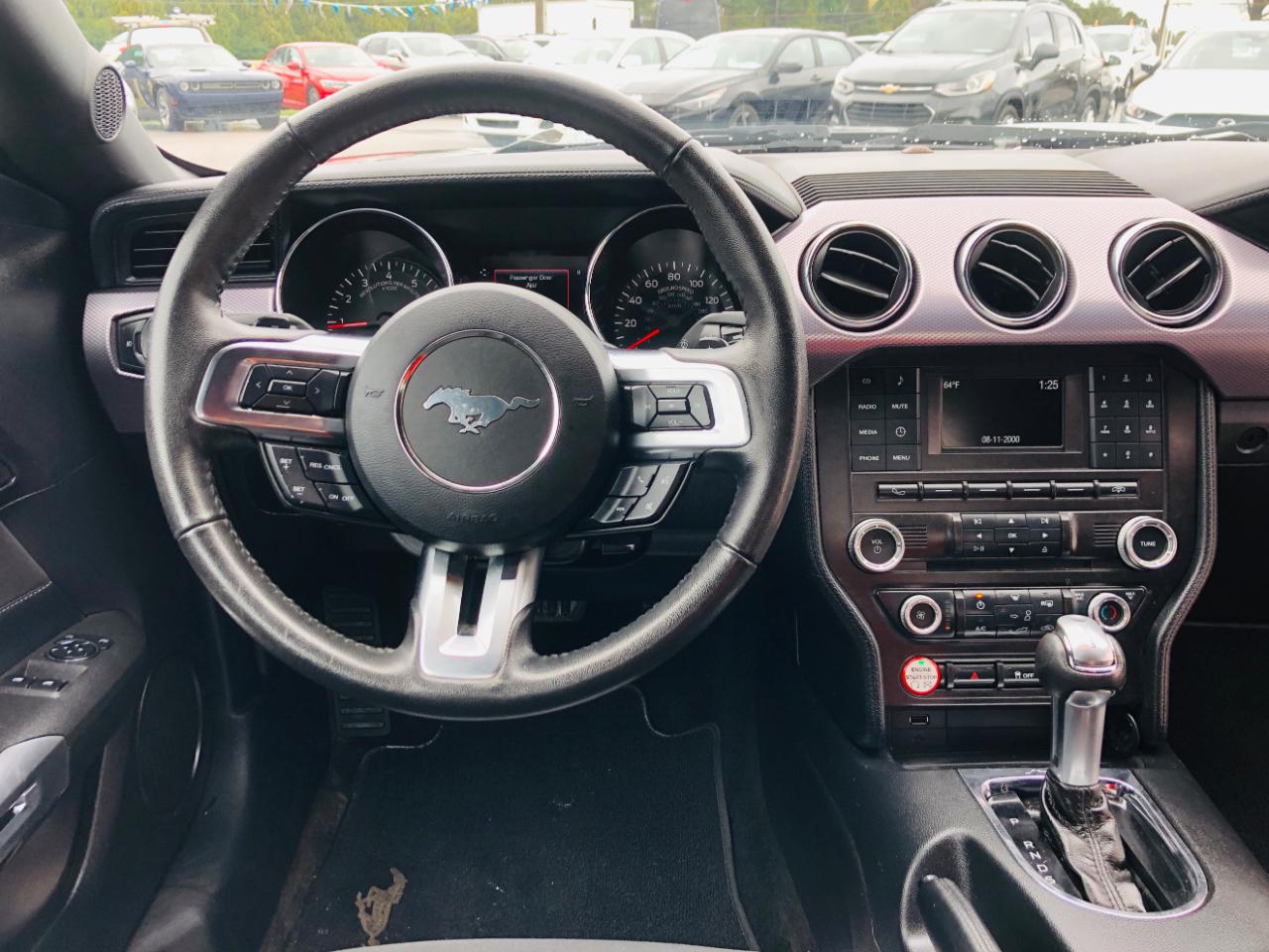 Ford Mustang EcoBoost Fastback 2017