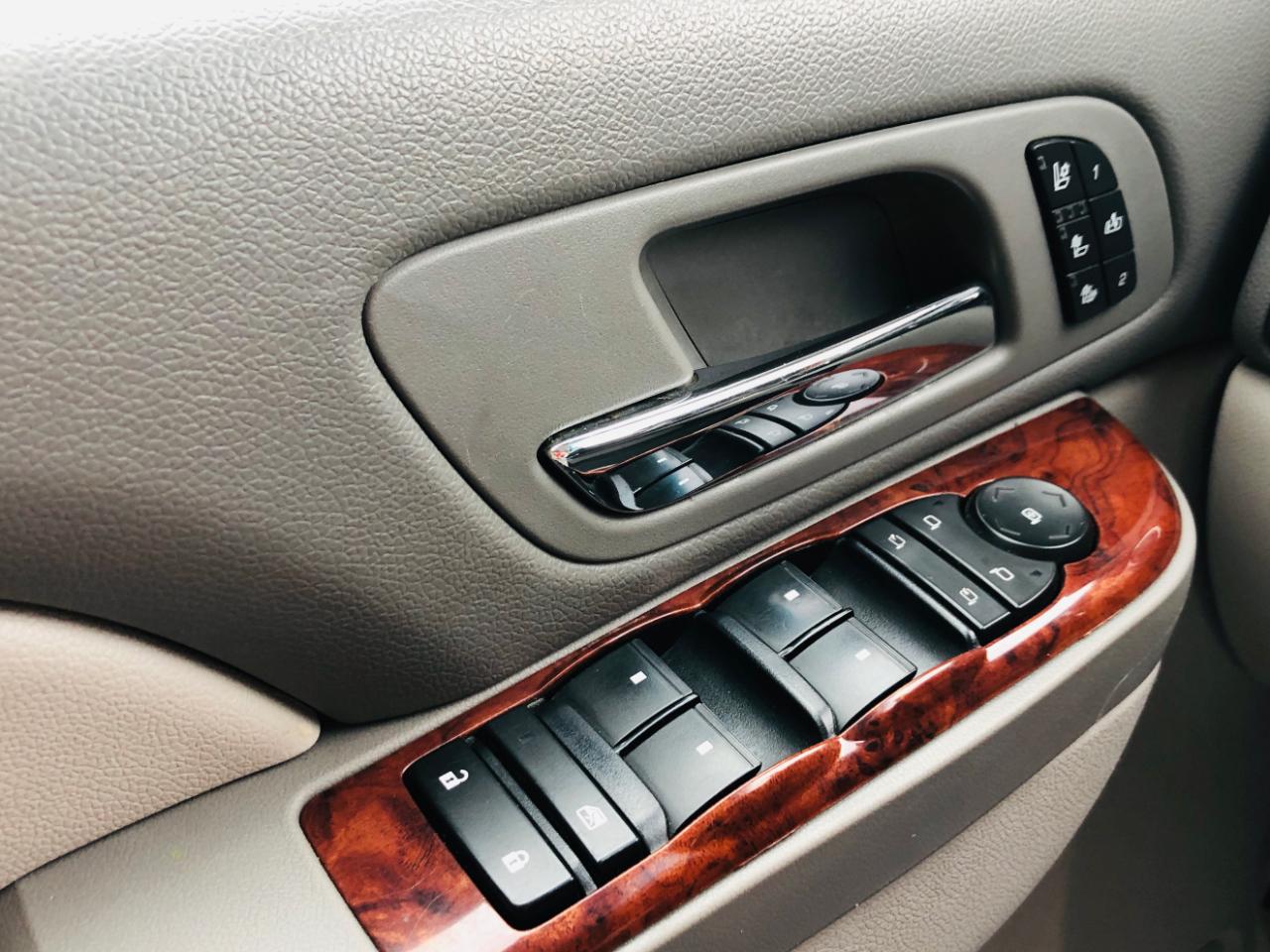 Chevrolet Silverado 1500 4WD Crew Cab 143.5" LTZ 2013