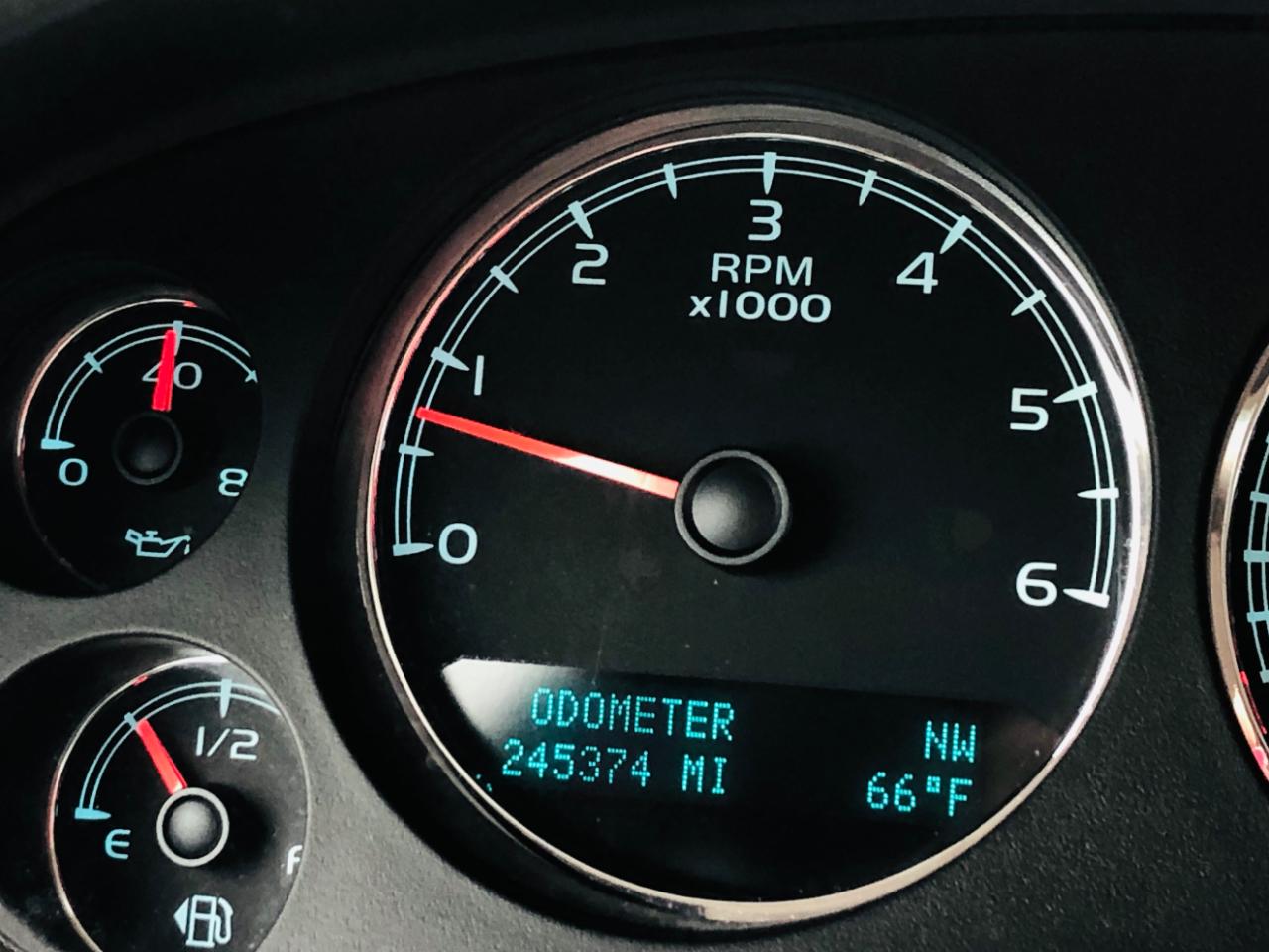 Chevrolet Silverado 1500 4WD Crew Cab 143.5" LTZ 2013