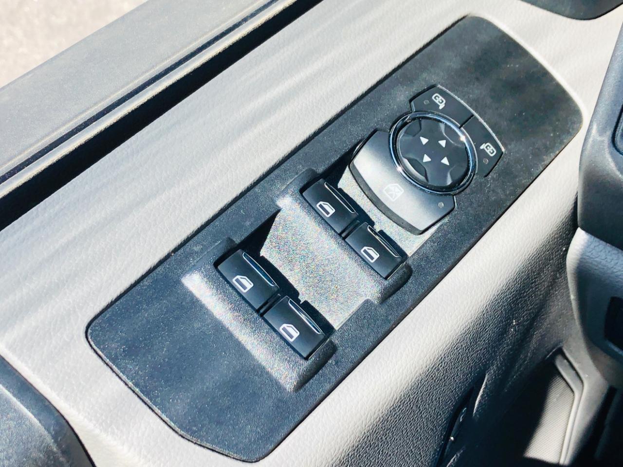 Ford Super Duty F-250 SRW 4WD Crew Cab 156" FX4 2021