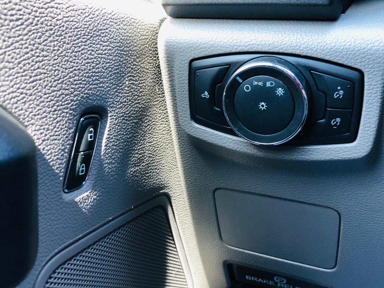 Ford Super Duty F-250 SRW 4WD Crew Cab 156" FX4 2021