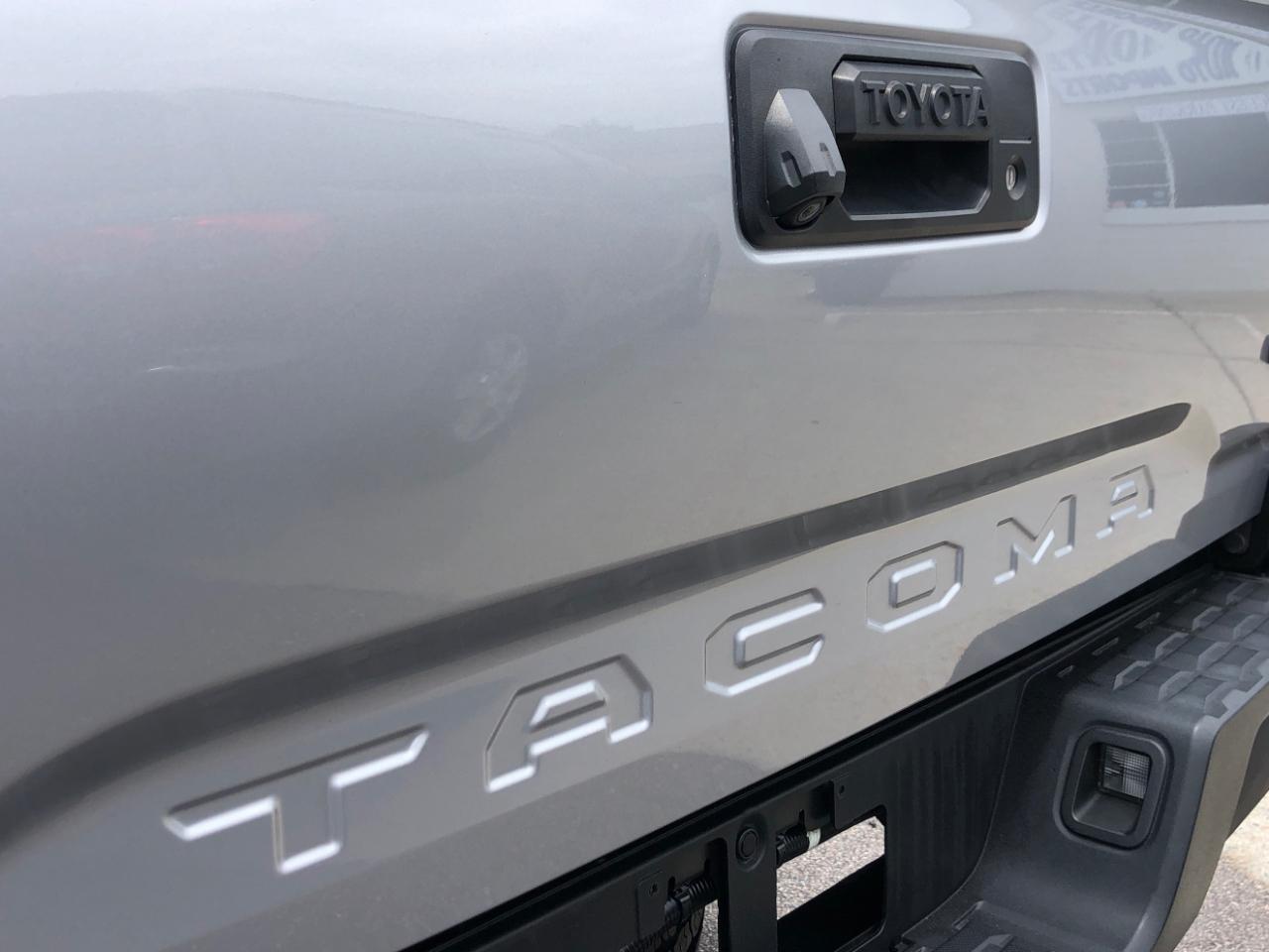 Toyota Tacoma 4WD Double Cab LB V6 AT TRD Off Road (Natl) 2016