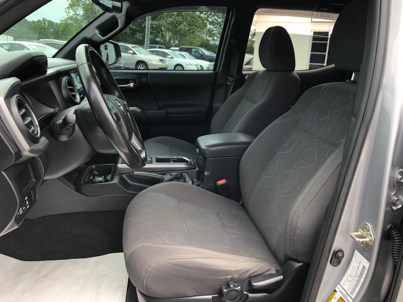 Toyota Tacoma 4WD Double Cab LB V6 AT TRD Off Road (Natl) 2016