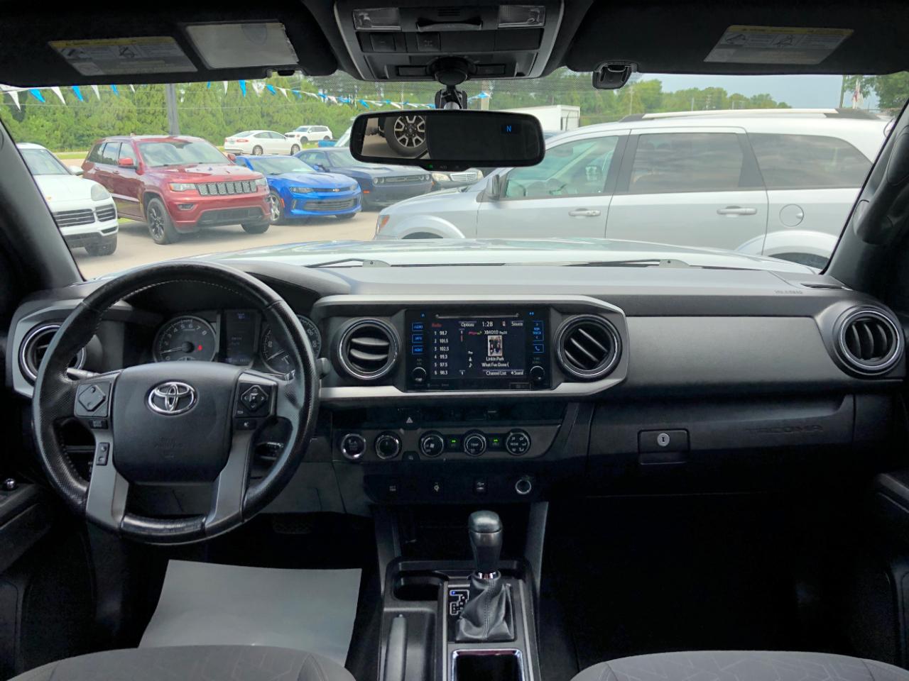 Toyota Tacoma 4WD Double Cab LB V6 AT TRD Off Road (Natl) 2016